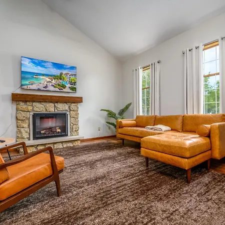 Family Friendly And Quite 2 Bedroom Condo Close To Fun Fort Wayne Extérieur photo