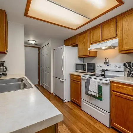 Family Friendly And Quite 2 Bedroom Condo Close To Fun Fort Wayne Extérieur photo